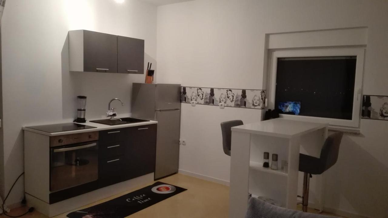 Apartamento Gabi Pag Town Exterior foto